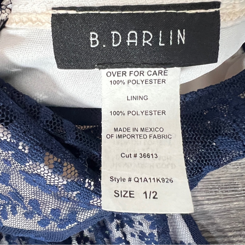 B Darlin Navy and White Floral Lace Dress size 2 B131 - Picture 2 of 3